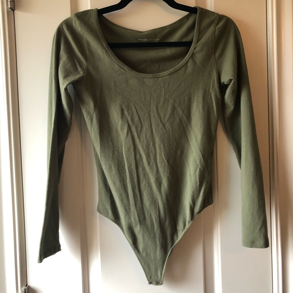Abercrombie green bodysuit long sleeve